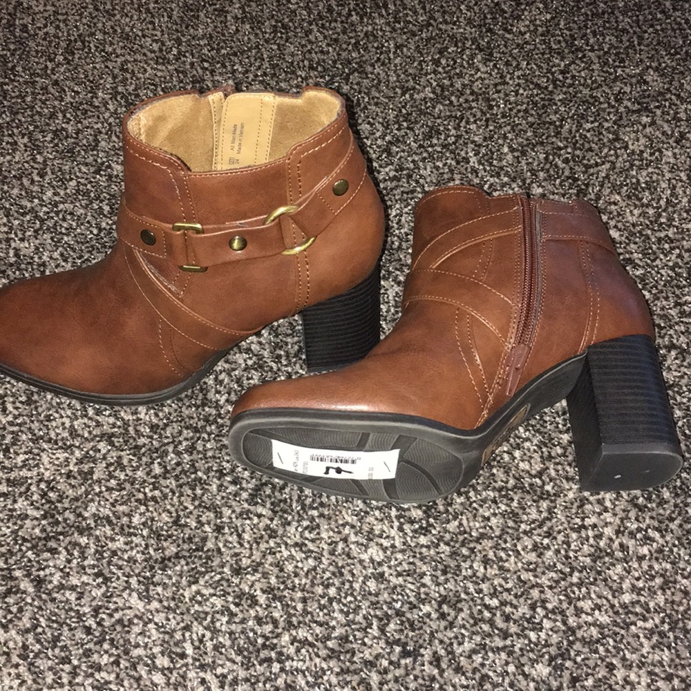 Super cute booties